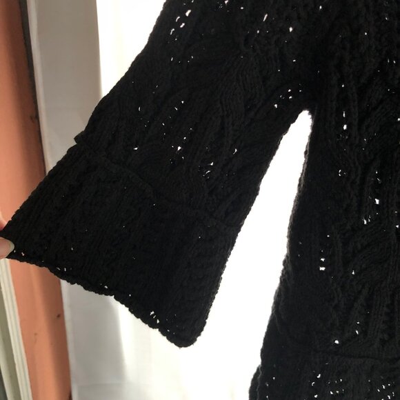 FREE PEOPLE ANTHROPOLOGIE OPEN STITCH OPEN-KNIT BLACK SWEATER SIZE M - Picture 4 of 7
